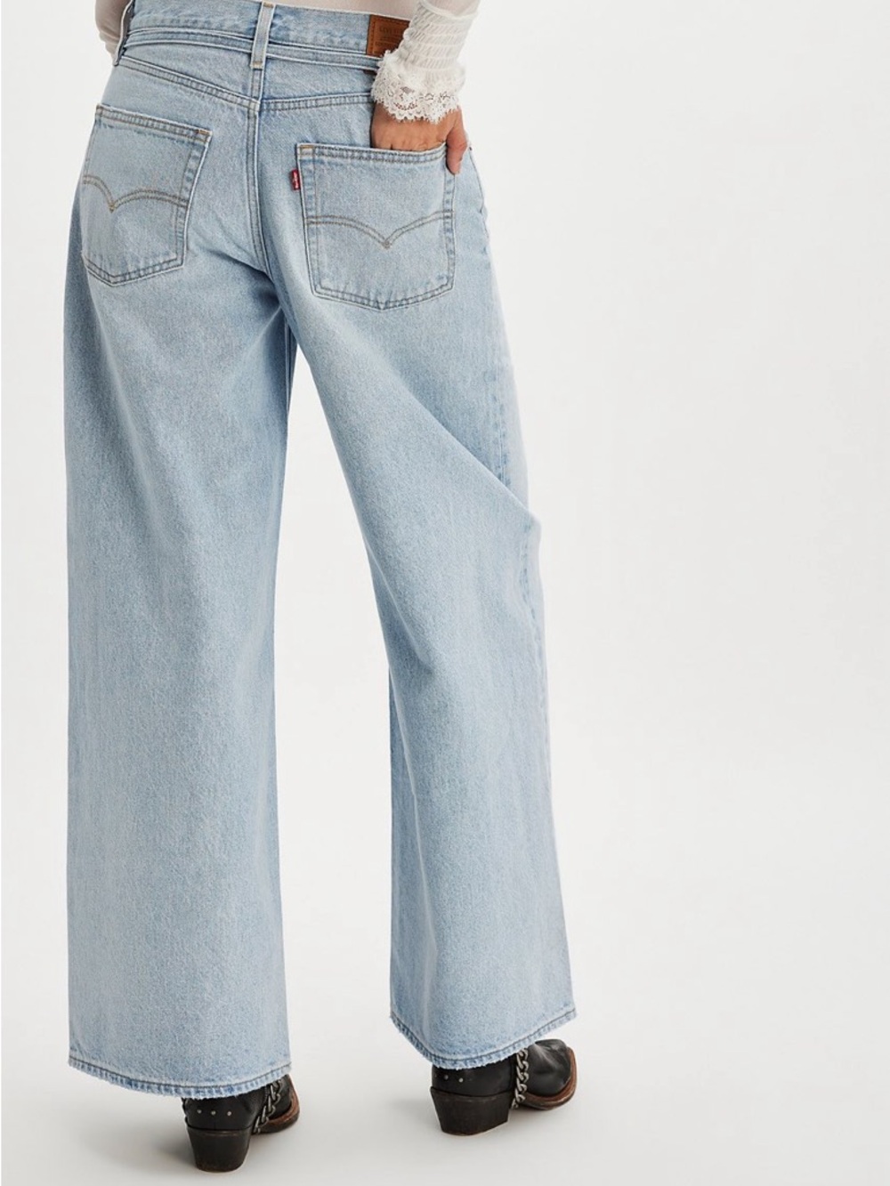 Levi’s XL Straight Ripped Jean